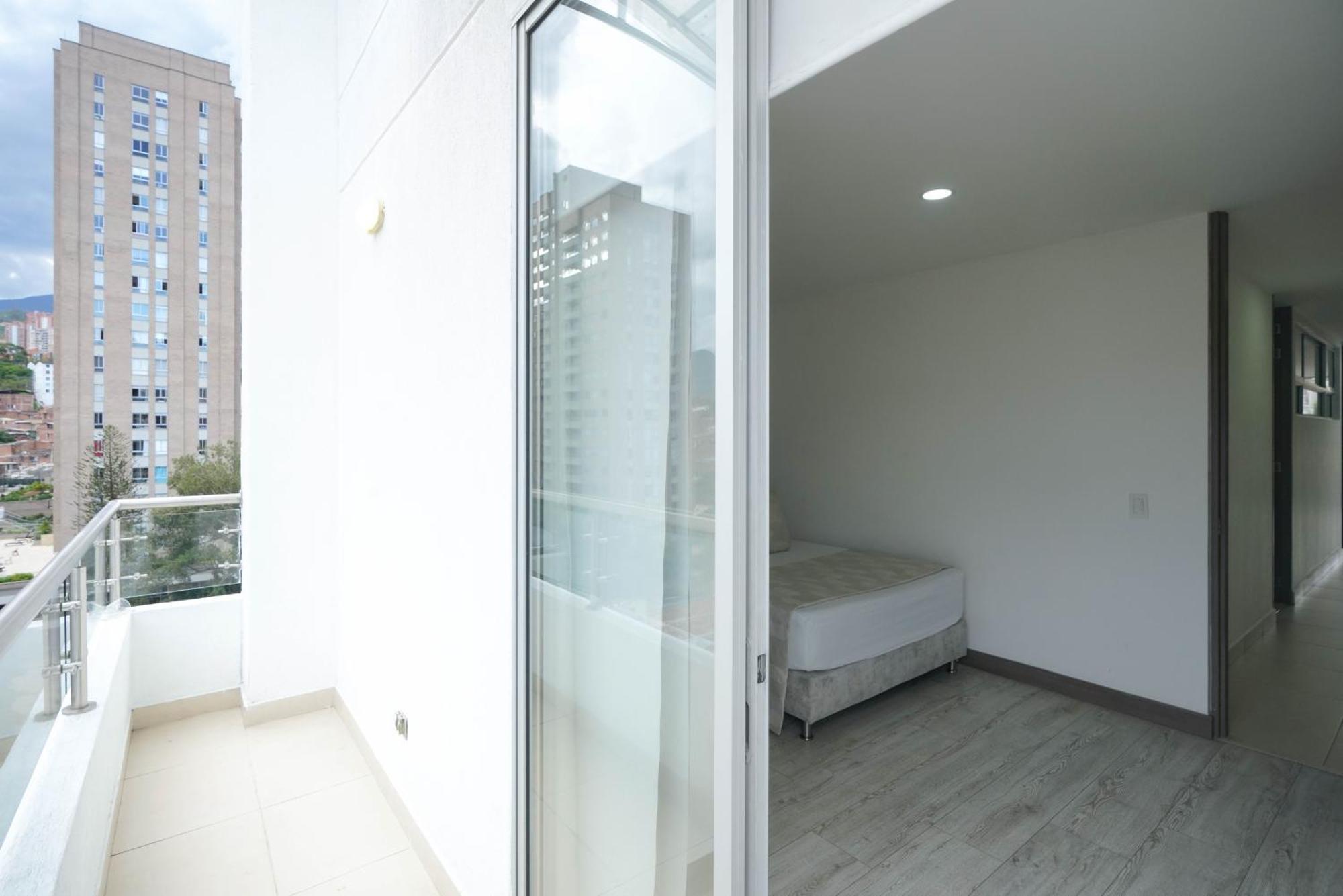 Torre Ginebra * Medellin