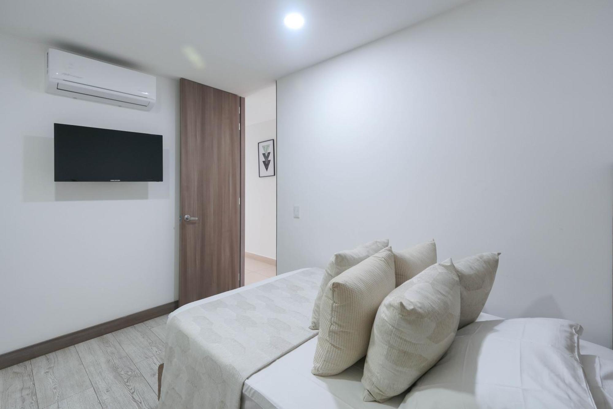 Torre Ginebra Apartment Medellin