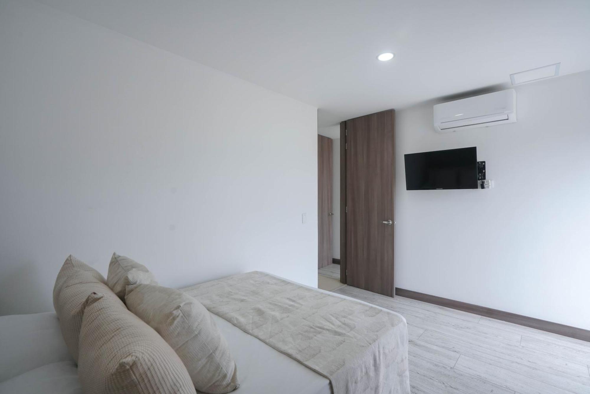 Torre Ginebra Apartment Medellin