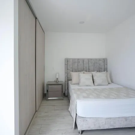 Torre Ginebra Apartment Medellin Exterior photo